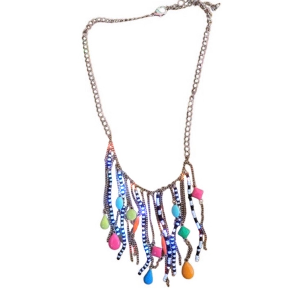 Womens chain dangle necklace new without tags